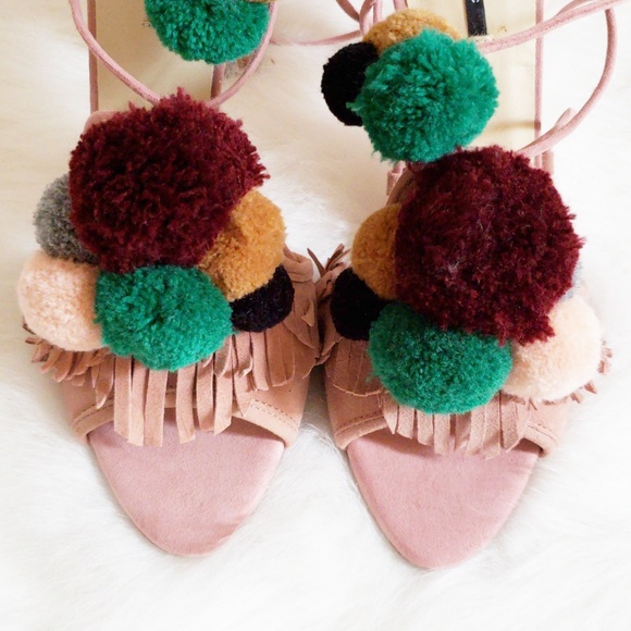SOLD Zara pom pom heels - Picture 7 of 7